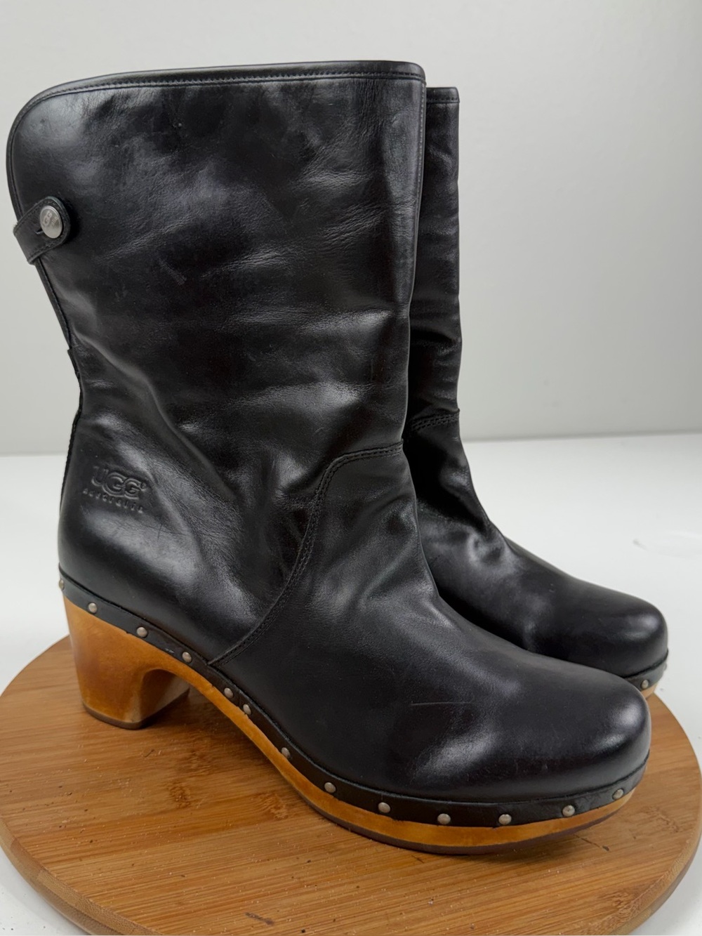 UGG Australia Lynnea Black Leather Clog-Style Heeled Boots